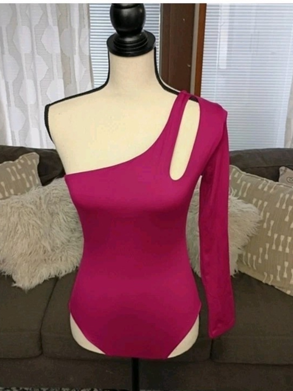 NWOT Zara Magenta Asymmetrical One-Shoulder Long Sleeve Cutout Bodysuit